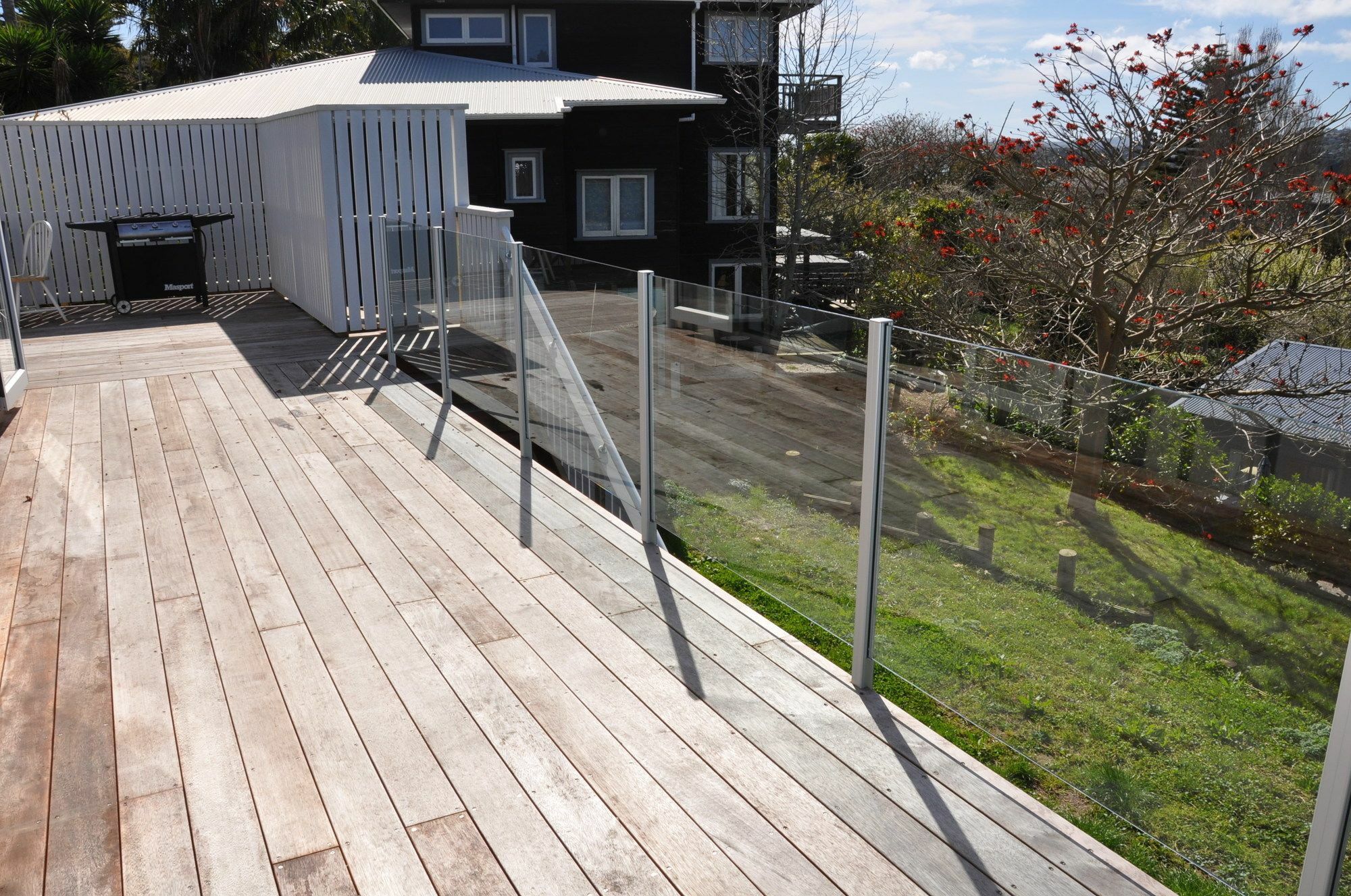 Tiri Cottage - Sea Views In Oneroa By Waiheke Unlimited Waiheke Island エクステリア 写真